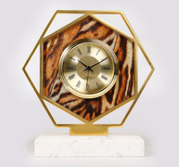 ModelRoom Clock Accent